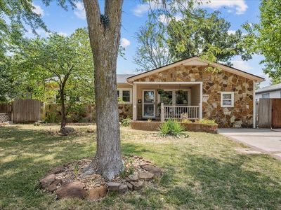 2309 W Lydia St
