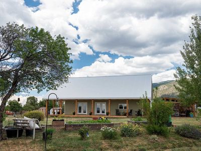 54 Upper Rim Road E