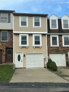 7510 Lafayette Sq