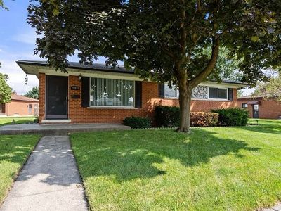 28897 Bradner Dr