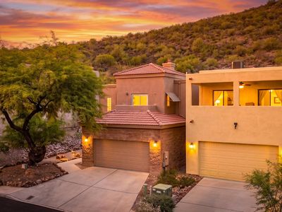 543 S Stephanie Loop