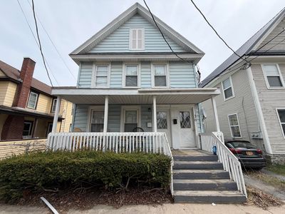 36 Champlain St