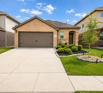917 Sunrise Ln