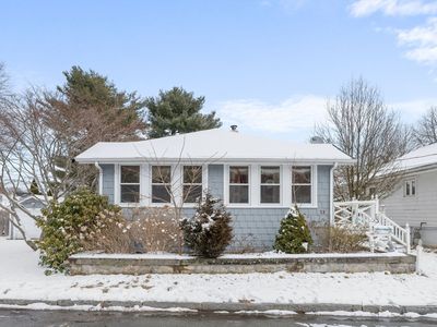 53 Clifford Ave