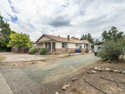 787 Central Avenue