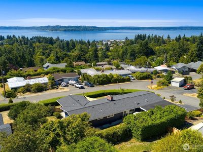 23006 Thunderbird Drive S