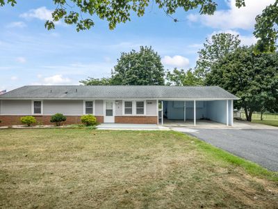 8180 N Valley Pike