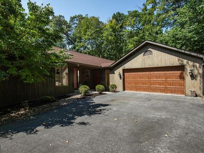 4728 Great Oak Ln