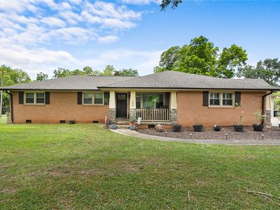 204 Juniper Ave