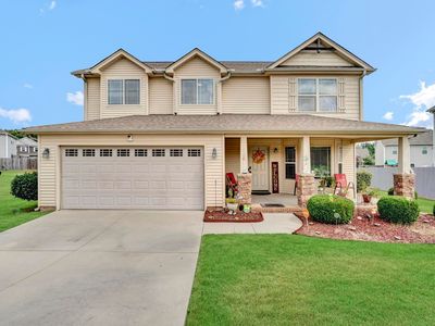 18 Dunsborough Dr