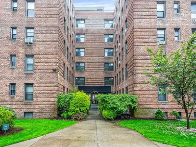 2229 Knapp St APT 1H