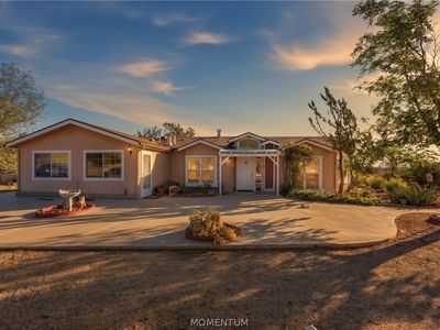 10450 E Cedar Ridge Drive