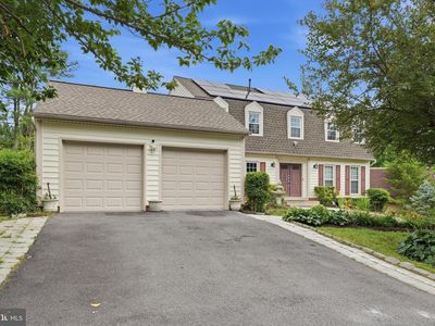 Property at 11 Dellcastle Ct, Montgomery Village, MD