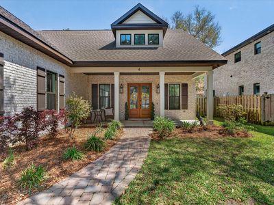 6 Plantation Oaks Dr