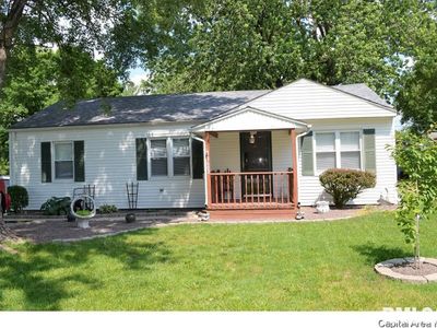 Property at 1602 Hardin Ave, Jacksonville, IL