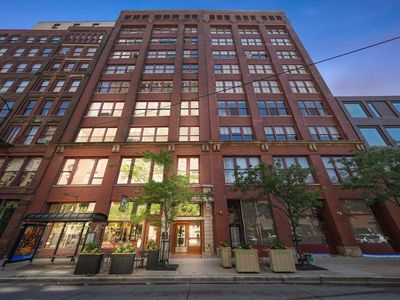 727 S Dearborn St APT 311