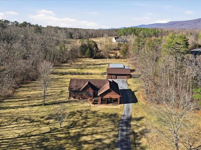 110 Crosscreek Ln
