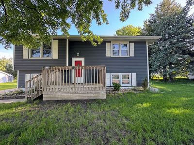 418 2nd St SE
