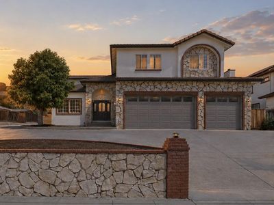 212 Fleming Ave