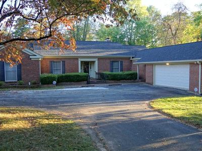 305 W Mount Vernon St