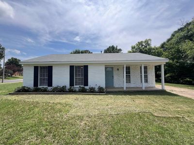 571 Loraine Rd