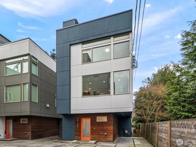 4414 Francis Avenue N UNIT A