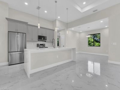503 LINCOLN BLVD