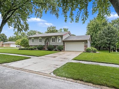 2070 Sapphire Ln