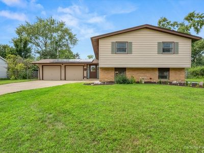 638 Sussex Ln