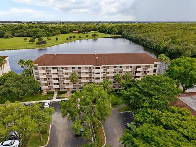 2768 Carambola Circle S #506