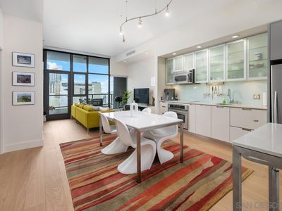 575 6th Ave UNIT 1105