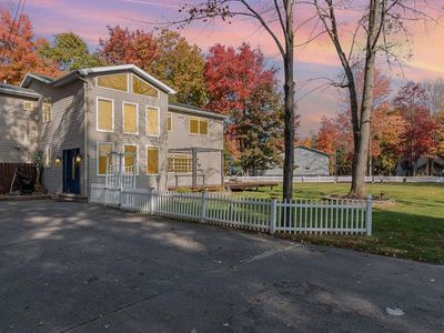 7451 Narragannett Dr