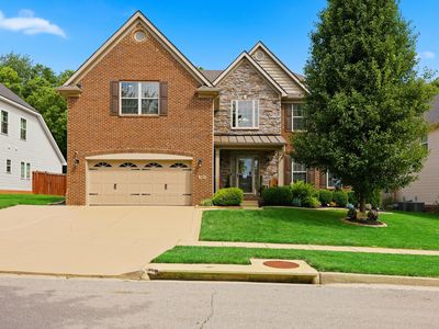 121 Waterside Dr