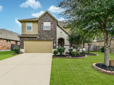 4827 Oak Rambling Dr