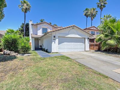 8090 Calle Royale Way