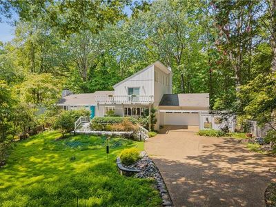 34 Madison Ln S
