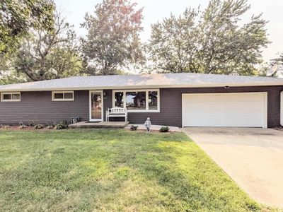 419 Iowa St