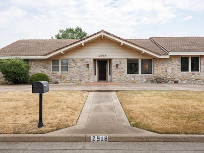 2918 Longridge Ln