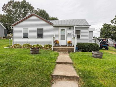 210 South Linn Street