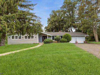 Property at 496 Seven Oaks Ct, Orange, NJ