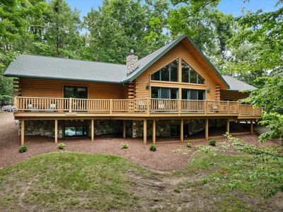 2645 Rosewood Ln