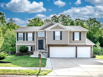 1548 Saint Charles Dr