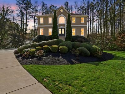 3566 Hawfinch Ct NE