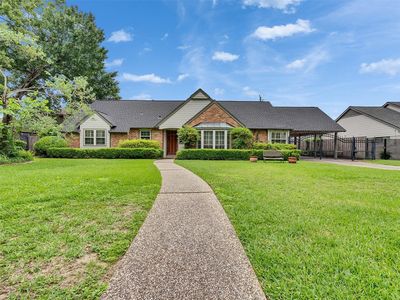 12527 Boheme Dr