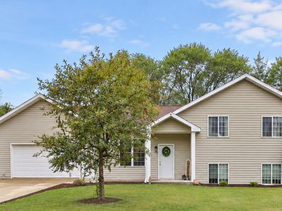 110 Ironwood Ave W