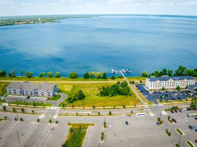 Lake Shore Dr NE #110