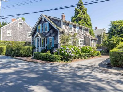 30 Pleasant St