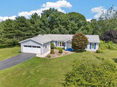 Property at 5770 Coppersmith Trl, Ontario, NY