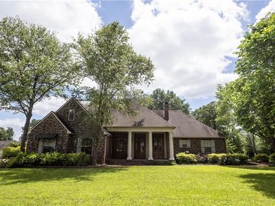 115 Fox Run Dr
