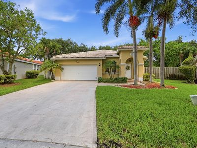 4487 NW 45th Terrace